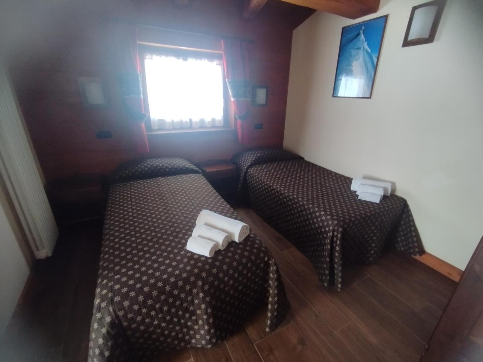Villa Americana Chambres D'Hotes Champoluc Exterior photo