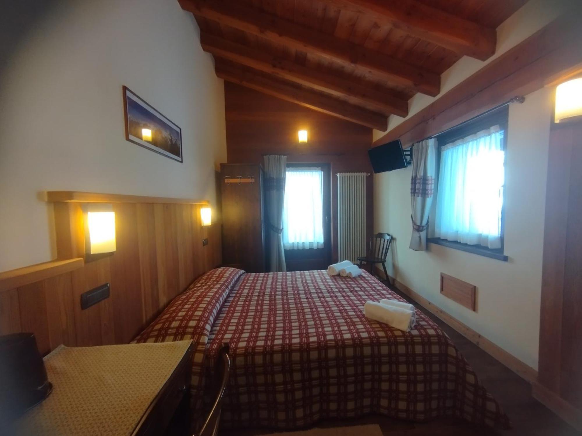 Villa Americana Chambres D'Hotes Champoluc Exterior photo